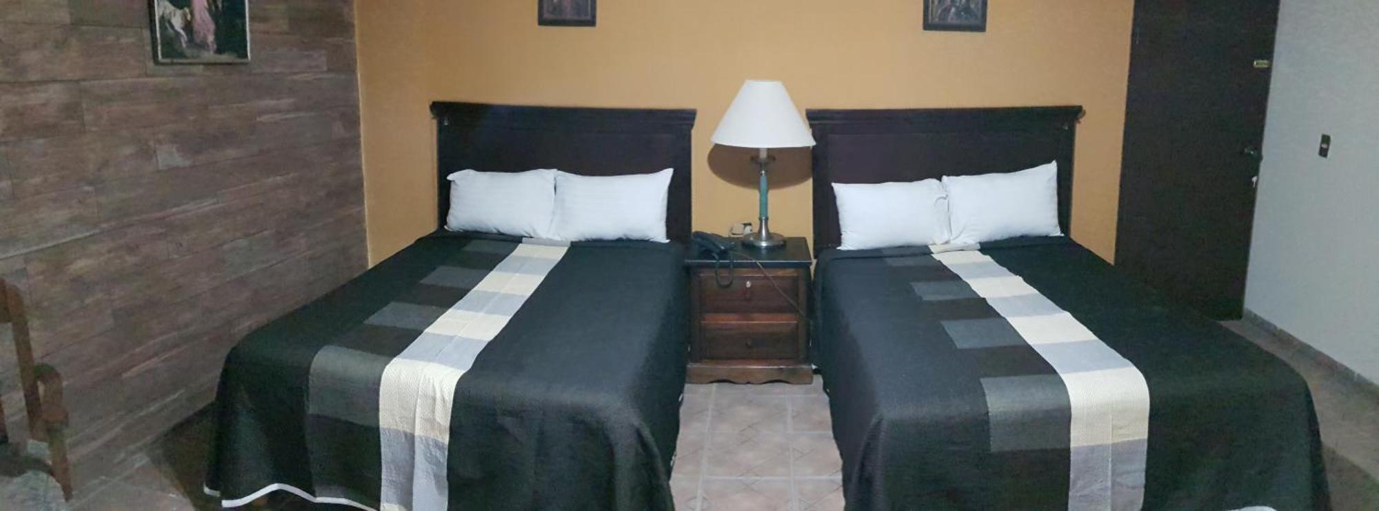 Hotel La Posta Monclova Luaran gambar