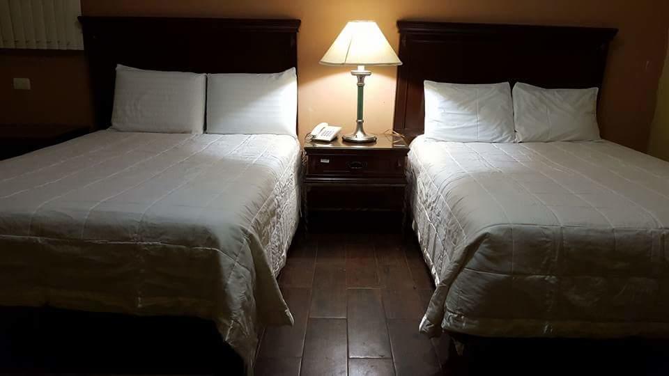 Hotel La Posta Monclova Luaran gambar